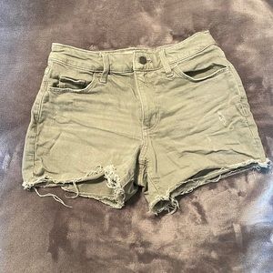 Universal Thread shorts